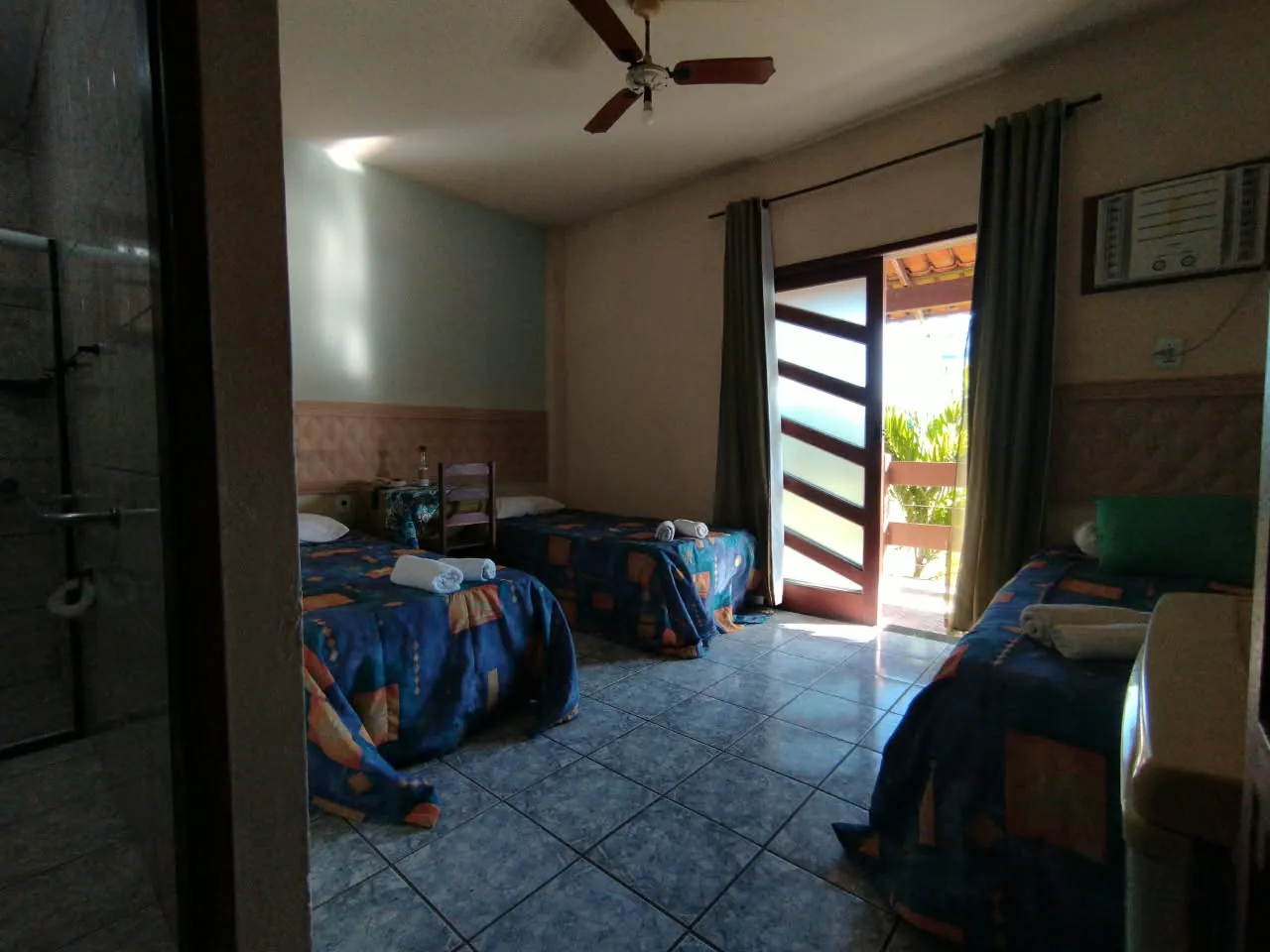 Apartamento com camas de solteiro
